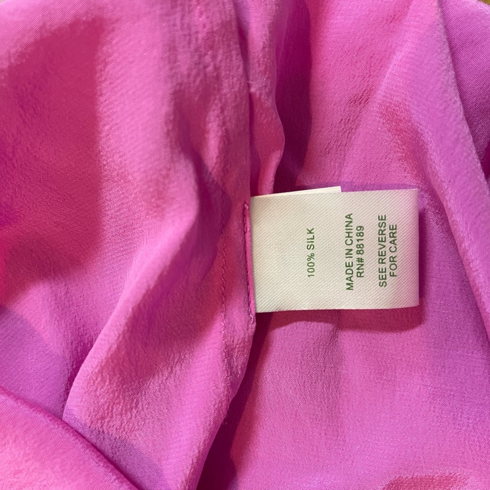 Lilly Pulitzer 100% Silk Fuchsia Pink Long-Sleeve V-Neck Henley Tunic - Picture 3 of 3